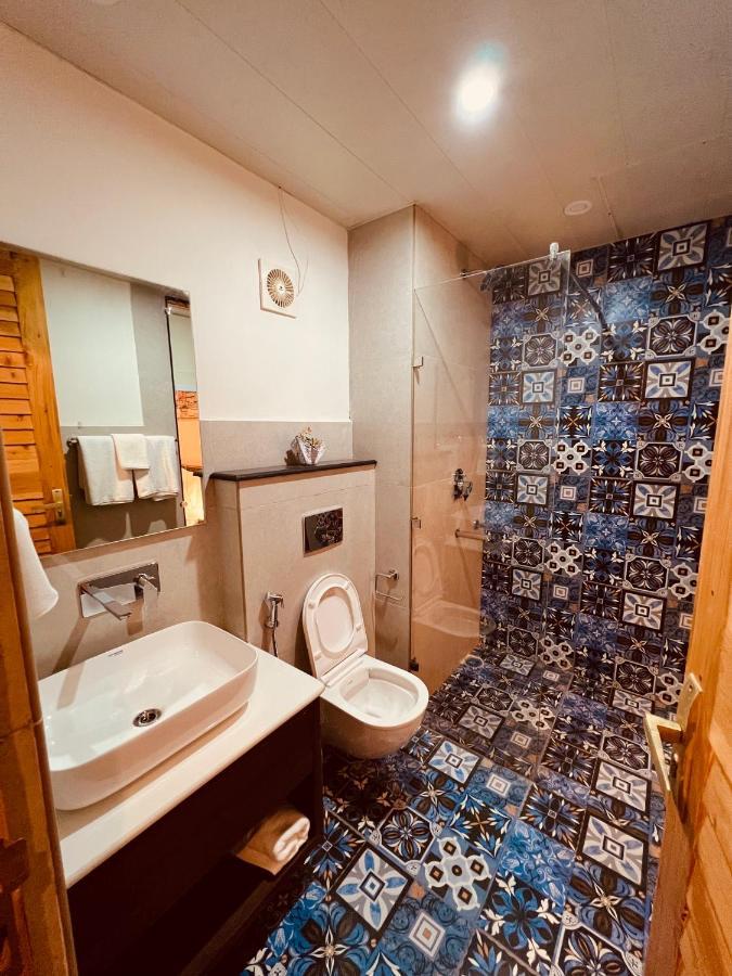Yaato Retreat Hotel Manāli Екстериор снимка
